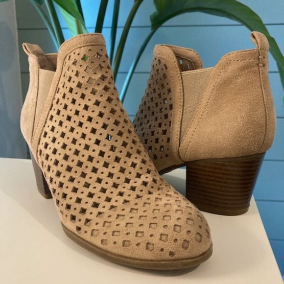 Indigo Road ankle booties Size womens 7 - Picture 2 of 10